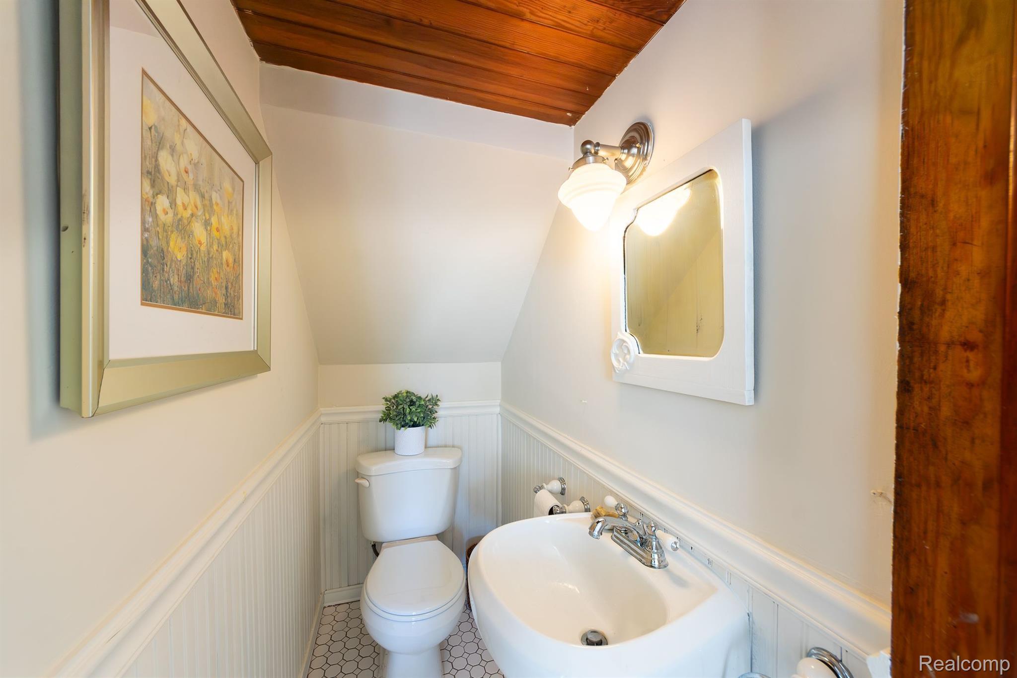 210 George Howell, MI 48843 - Photo 19 of 30 Gallery Image 19
