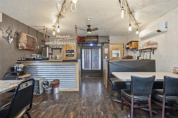 $395,000 | 557 Farm To Market Road 3003, Graham, TX 76450