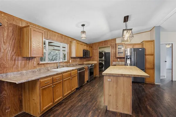 $395,000 | 557 Farm To Market Road 3003, Graham, TX 76450