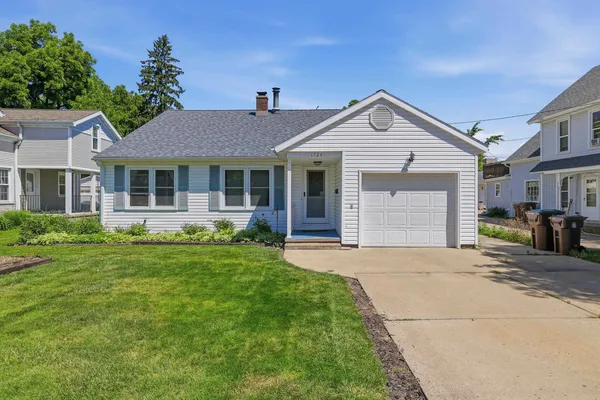 $230,000 | 1724 Mc Culloch Street, Stevens Point, WI 54481