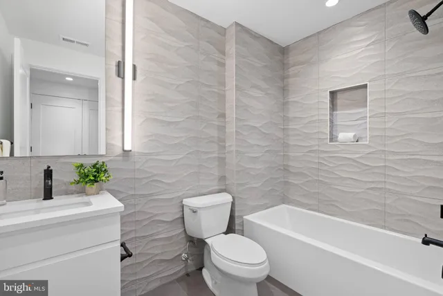 $659,000 | 635 North 7th Street, Unit B3B, Philadelphia, PA 19123