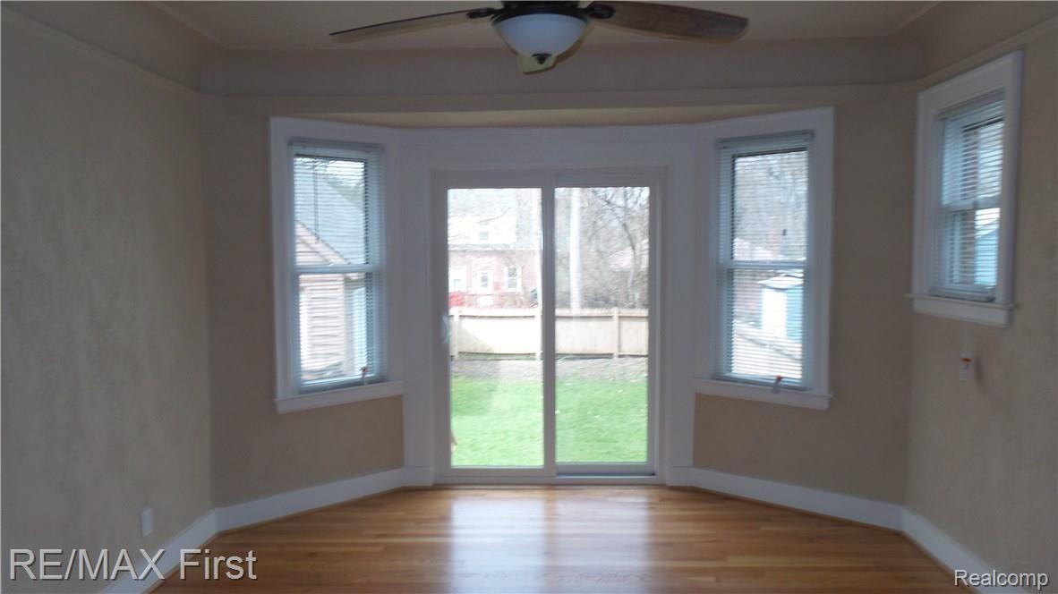 140 Chippewa Road Pontiac, MI 48341 - Photo 20 of 46 20170412_114622.jpg