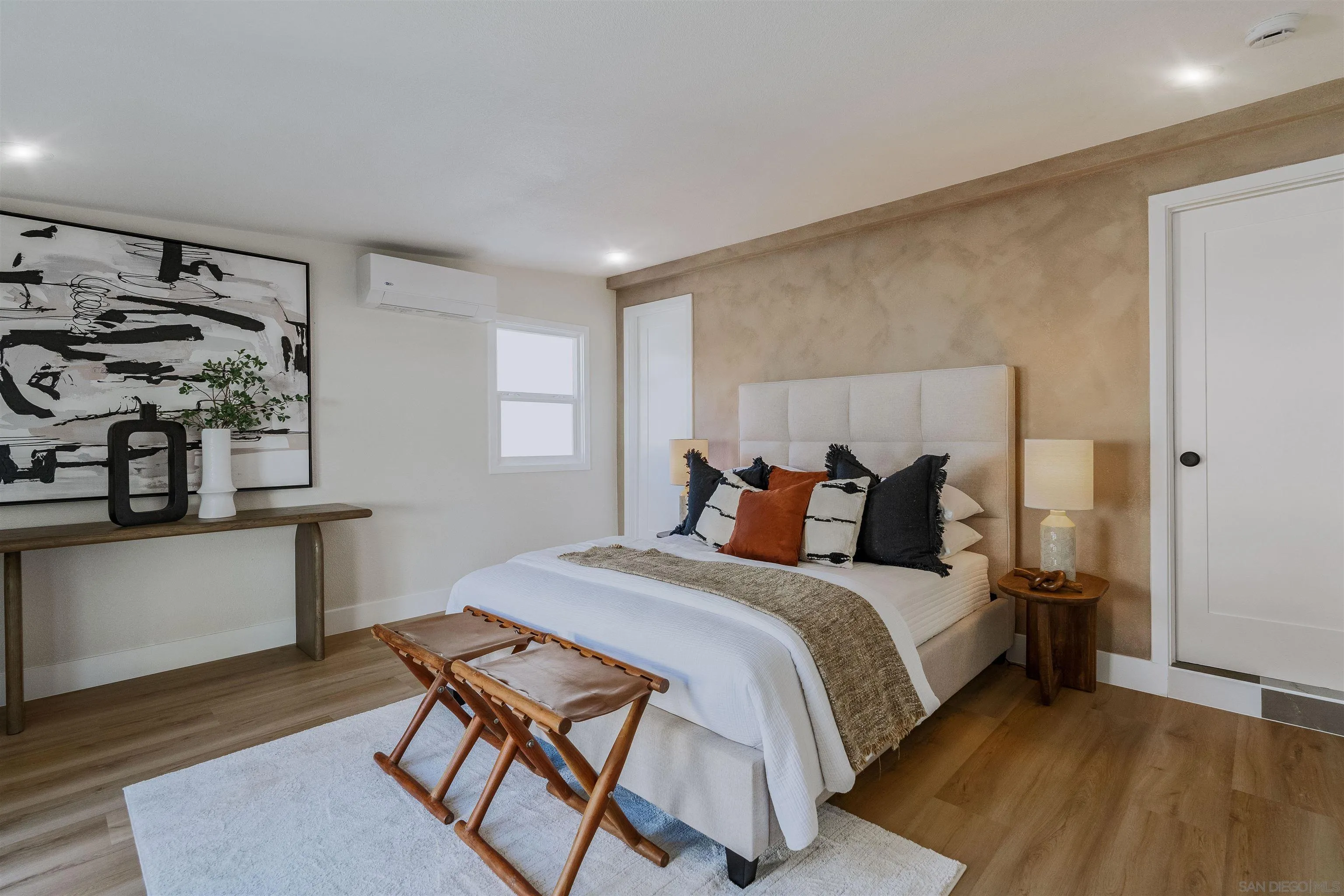 1426 Santa Rosa Street Oceanside, CA 92058 - Photo 33 of 73 a bed room with a bed and a night stand