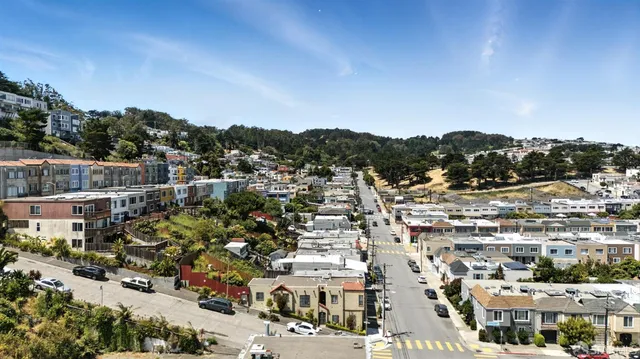 $949,000 | 420 Woolsey Street, San Francisco, CA 94134