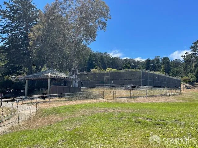 $949,000 | 420 Woolsey Street, San Francisco, CA 94134