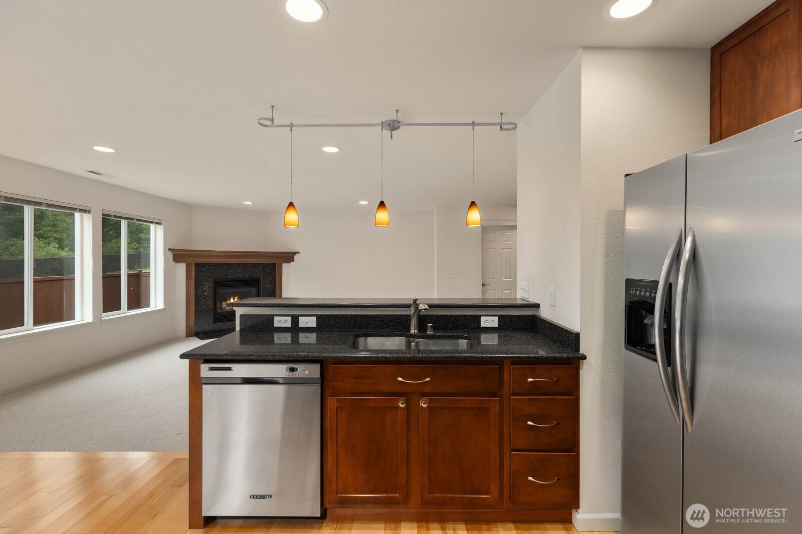 207 Edmonds Place Northeast Renton, WA 98056 - Photo 17 of 40
