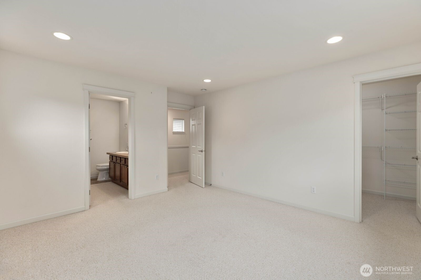 207 Edmonds Place Northeast Renton, WA 98056 - Photo 22 of 40