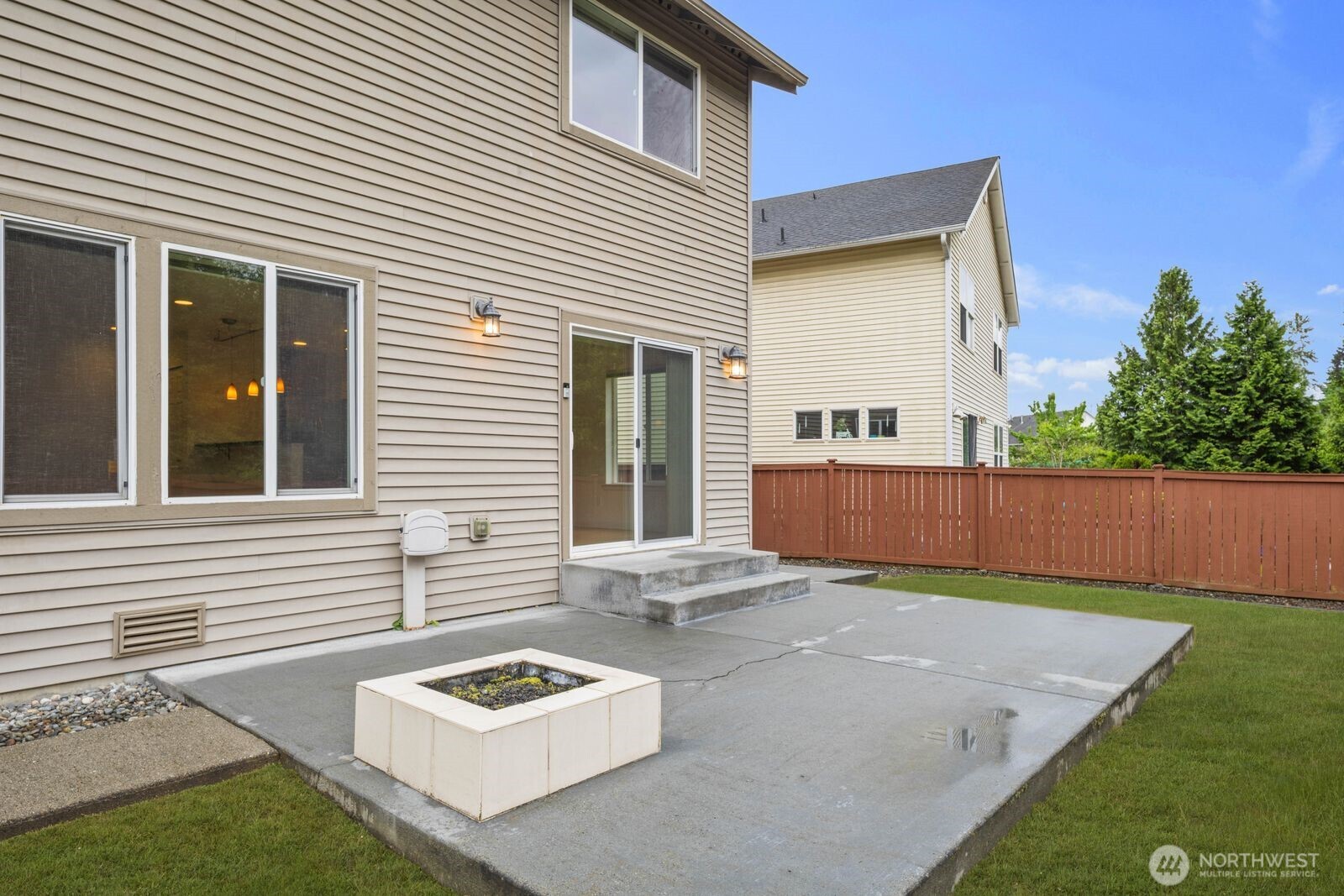 207 Edmonds Place Northeast Renton, WA 98056 - Photo 32 of 40