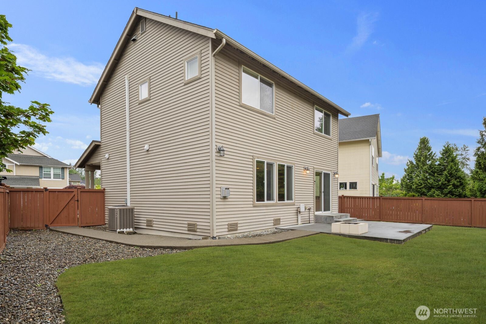 207 Edmonds Place Northeast Renton, WA 98056 - Photo 36 of 40