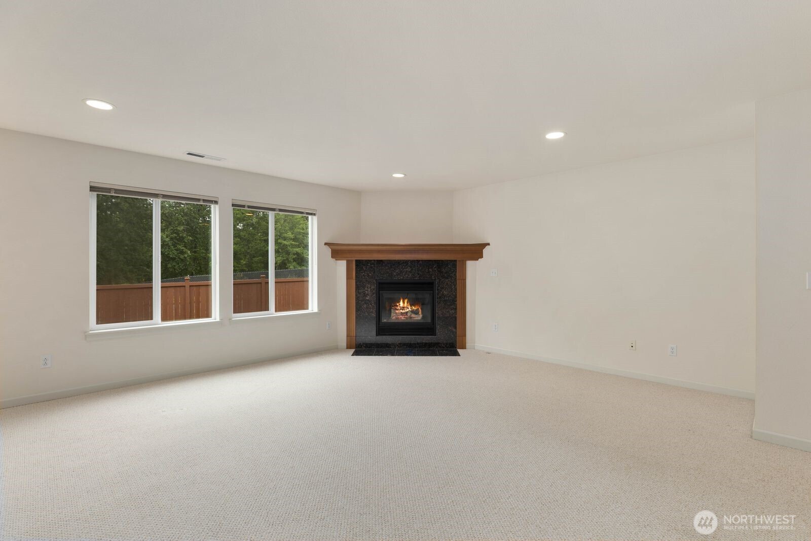 207 Edmonds Place Northeast Renton, WA 98056 - Photo 8 of 40