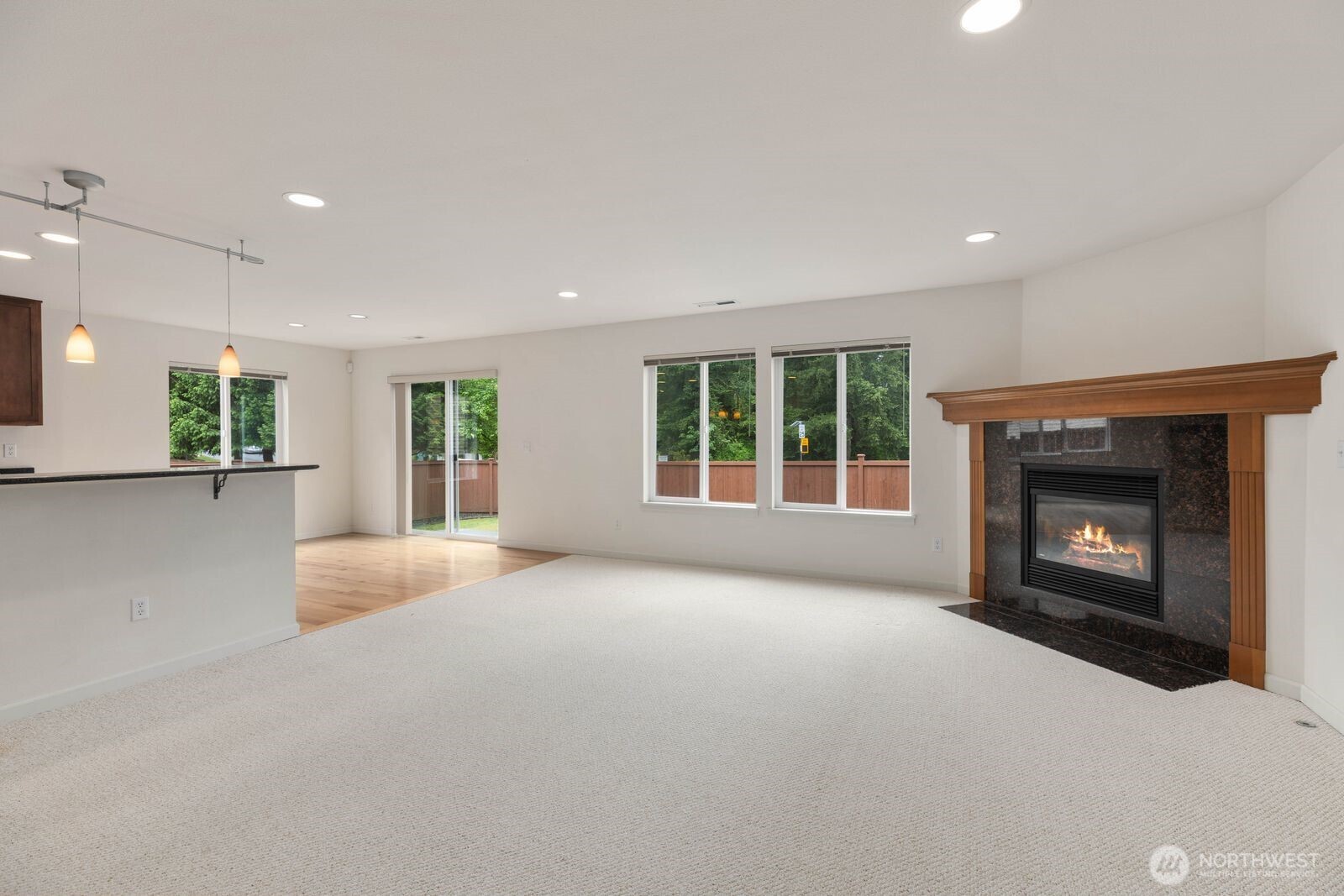 207 Edmonds Place Northeast Renton, WA 98056 - Photo 9 of 40