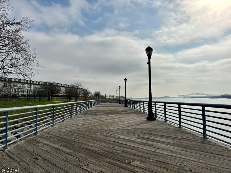 3 Harbor Front Court Elizabeth Port, NJ 07206 - Photo 26 of 33