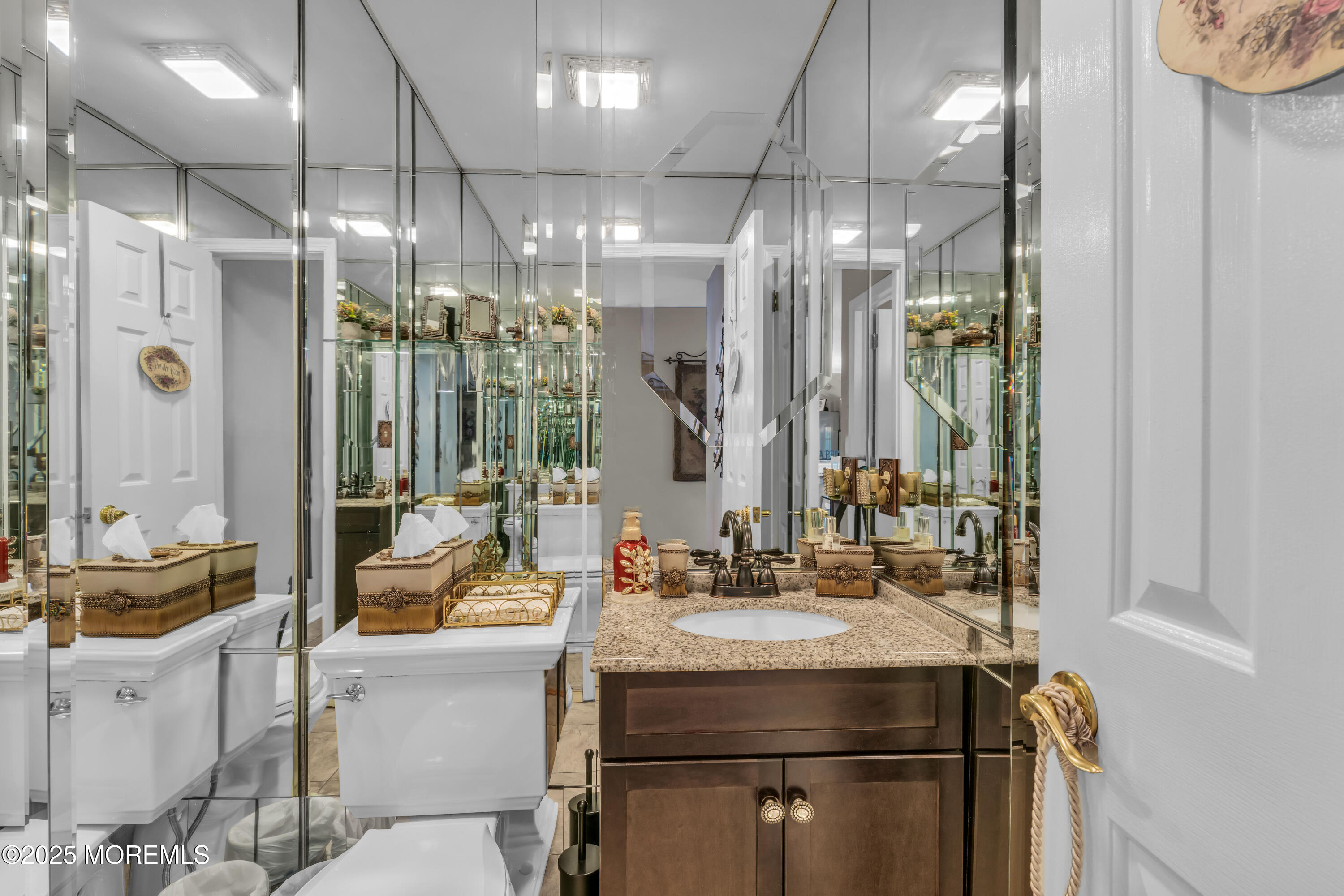 7 Red Coach Lane Holmdel, NJ 07733 - Photo 18 of 57 photos_high_resolution_HOM07018