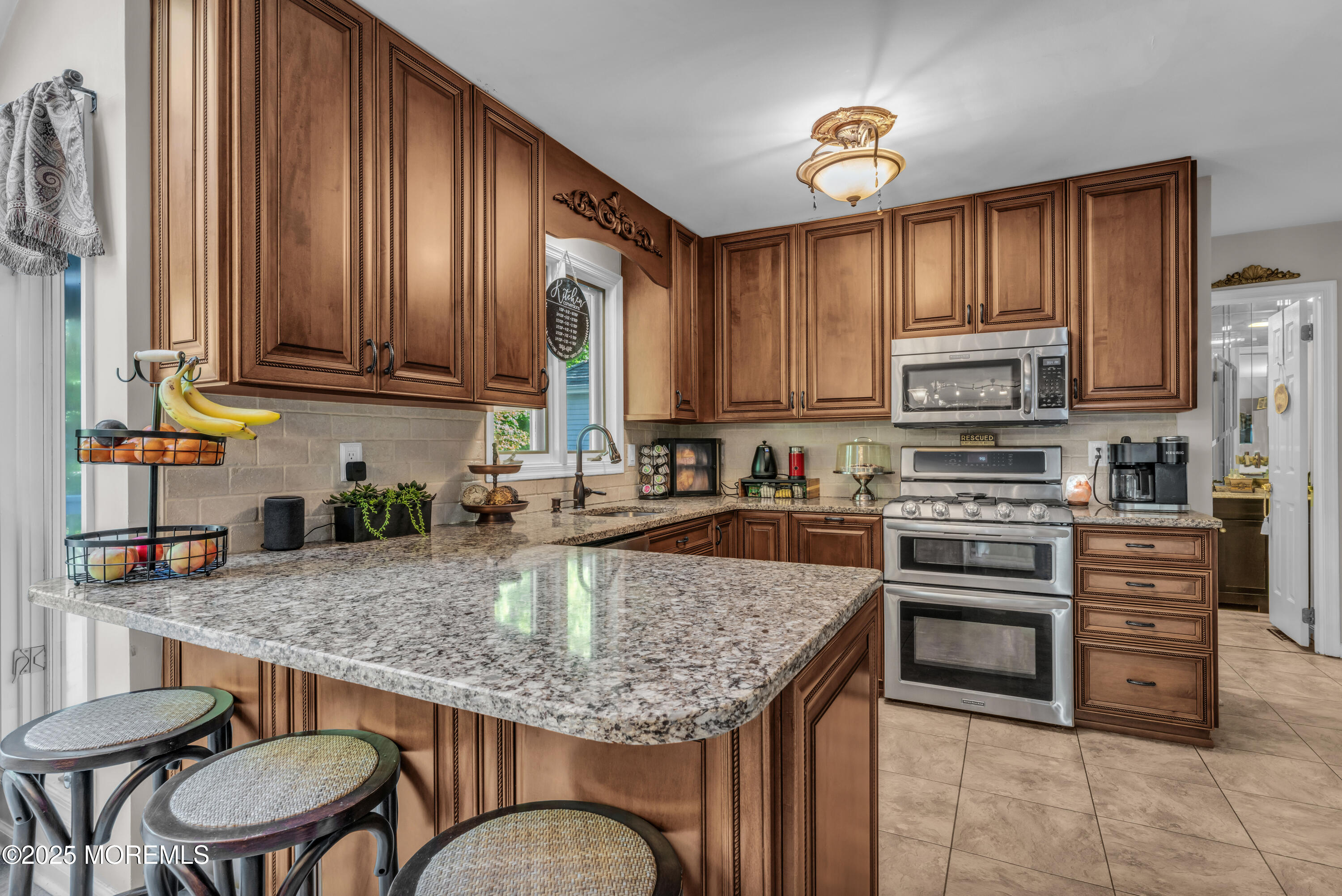 7 Red Coach Lane Holmdel, NJ 07733 - Photo 8 of 57 photos_high_resolution_HOM07033