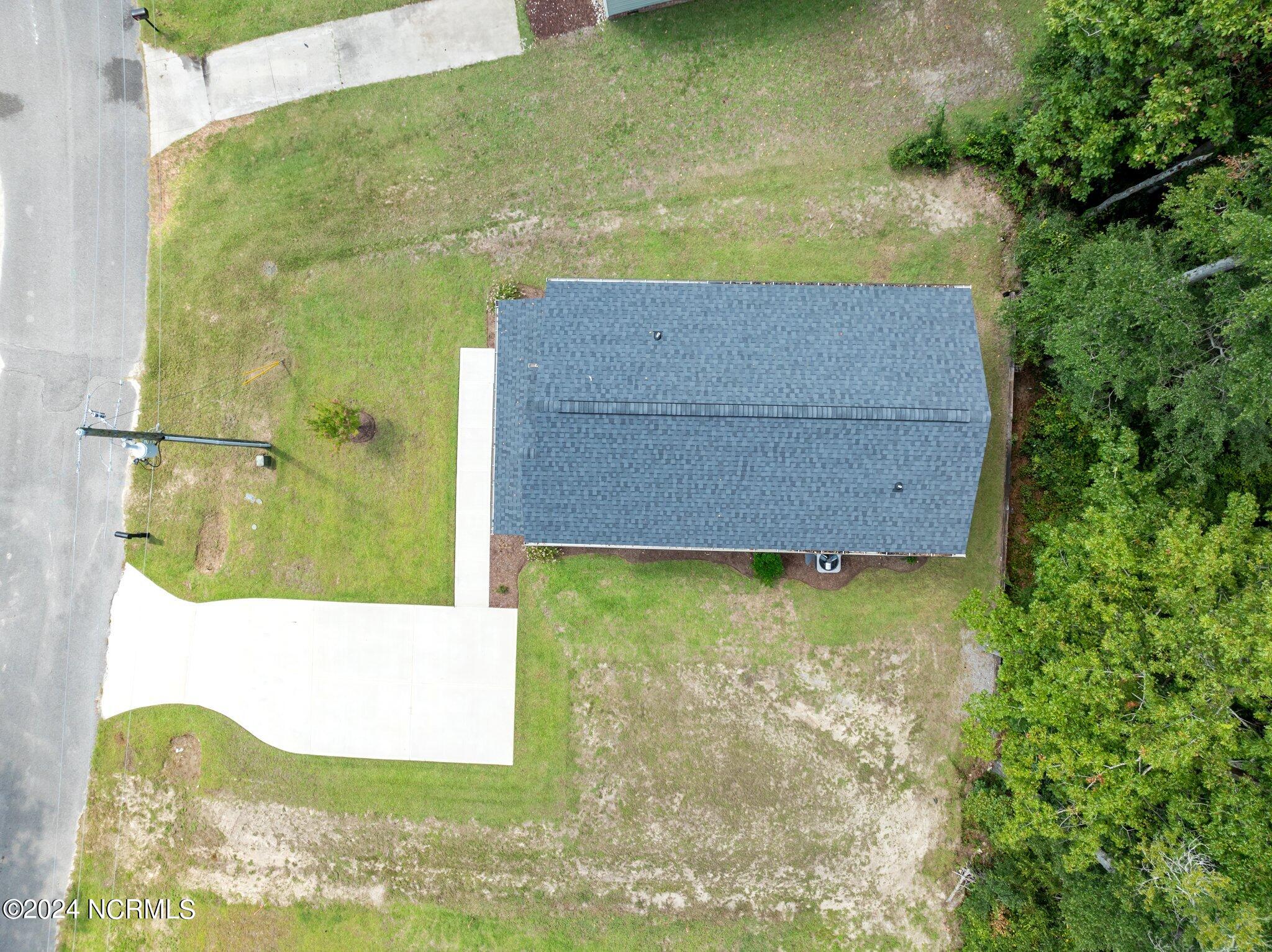 13 Little Creek Road Castle Hayne, NC 28429 - Photo 32 of 36 38-web-or-mls-Photo Aug 19 2024, 12 04 0