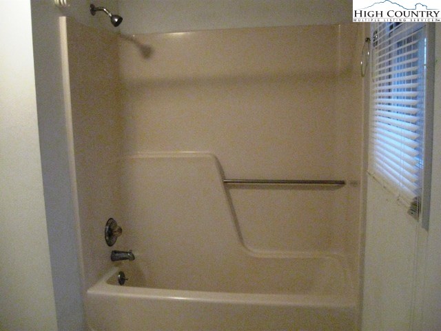 312 Hodges Valley Road Boone, NC 28607 - Photo 7 of 10 Gallery Image 7