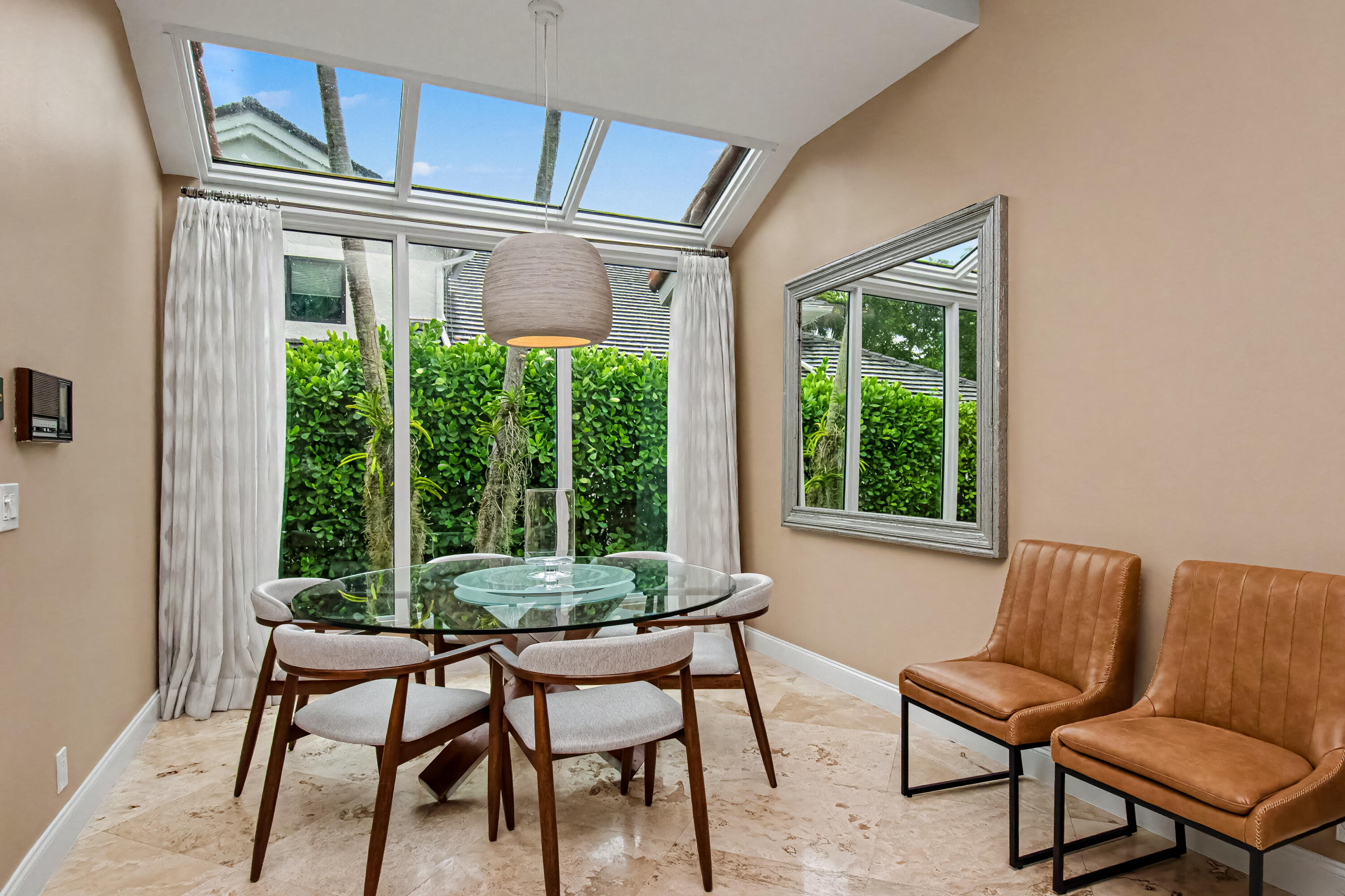 2653 Northwest 46th Street Boca Raton, FL 33434 - Photo 12 of 46 9071D4C1-4F88-4F7A-BF3D-73CCC680545A
