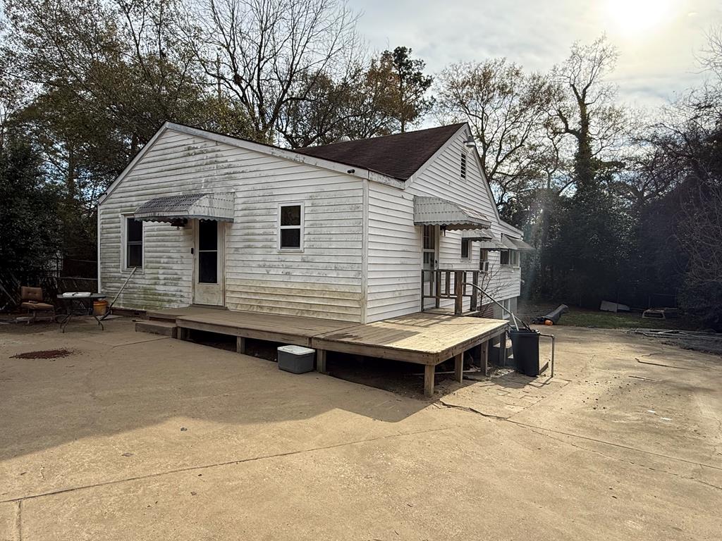a backyard of a house
