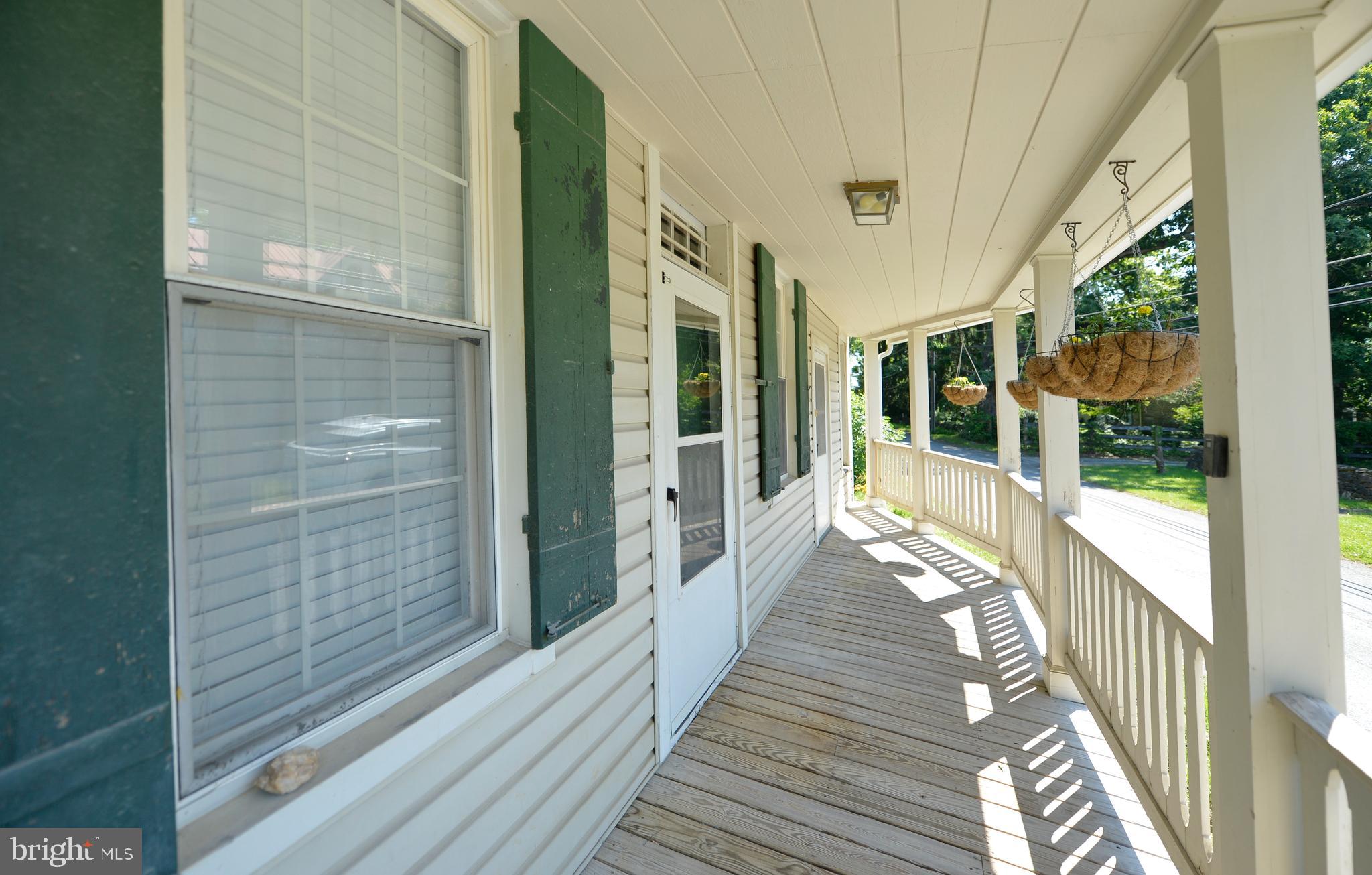 36610 Jeb Stuart Road Purcellville, VA 20132 - Photo 4 of 34