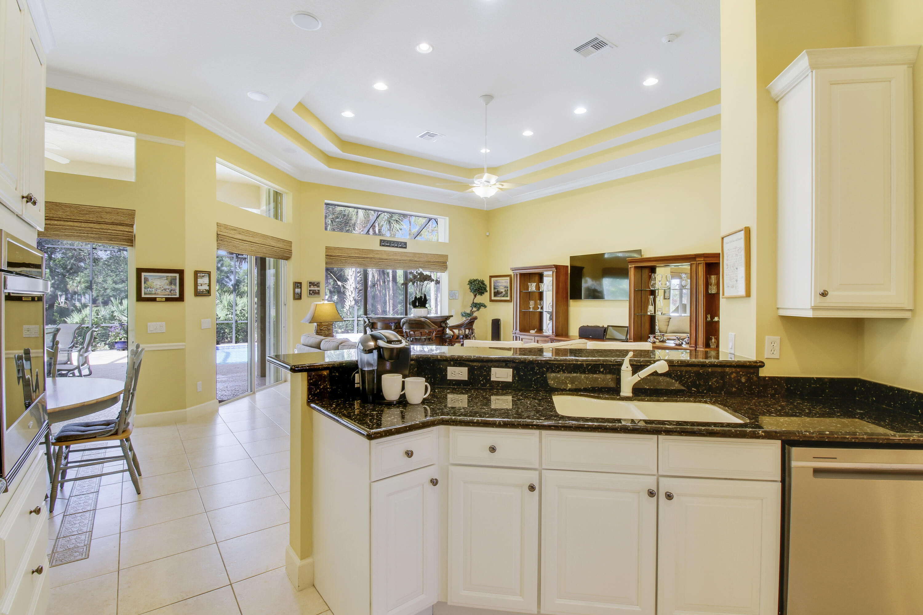 8829 Bally Bunion Road Port St. Lucie, FL 34986 - Photo 17 of 59 Kitchen