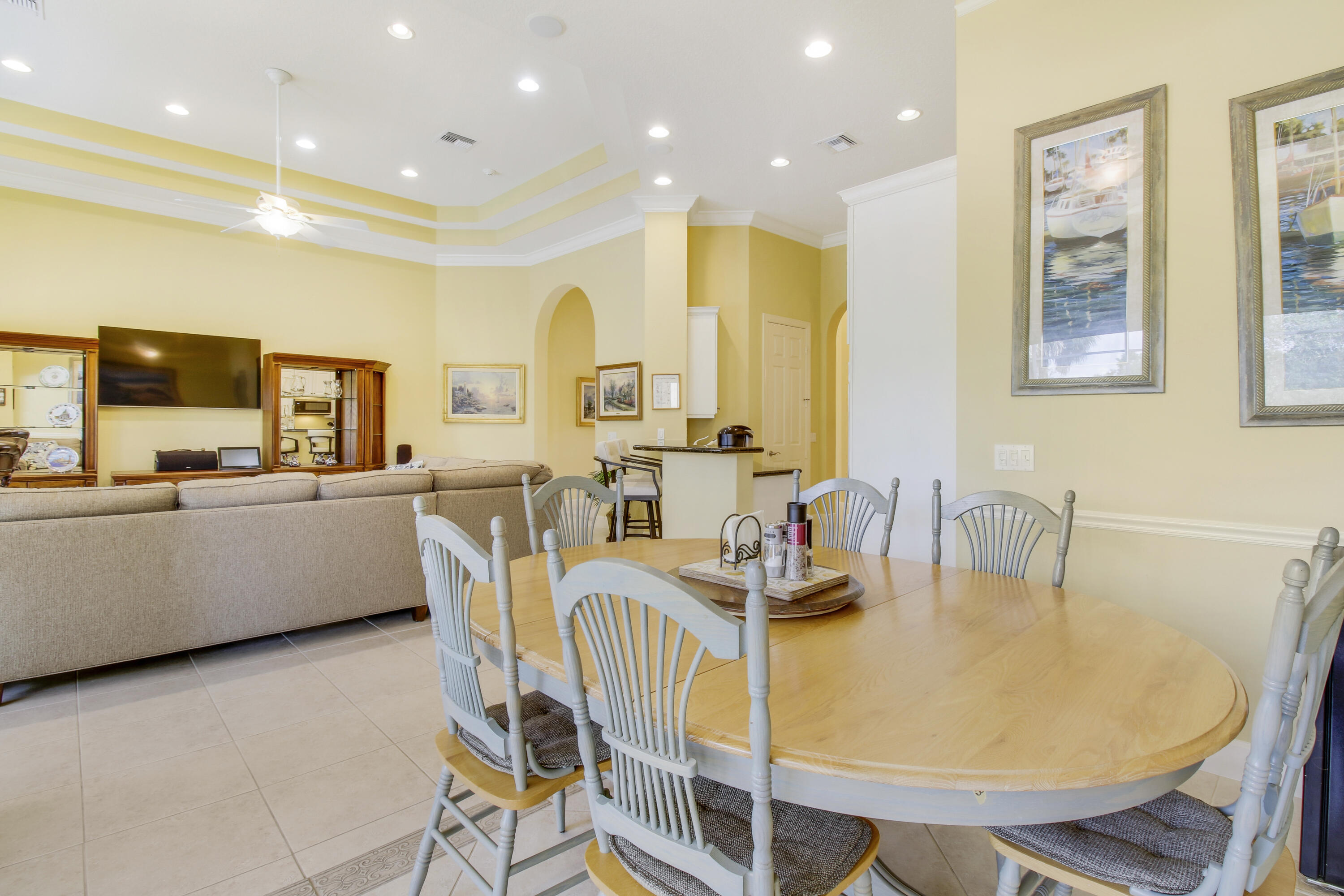 8829 Bally Bunion Road Port St. Lucie, FL 34986 - Photo 19 of 59 Casual Dining