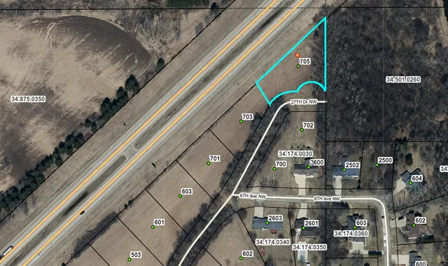 $39,900 | 705 27th Drive Northwest, Austin, MN 55912