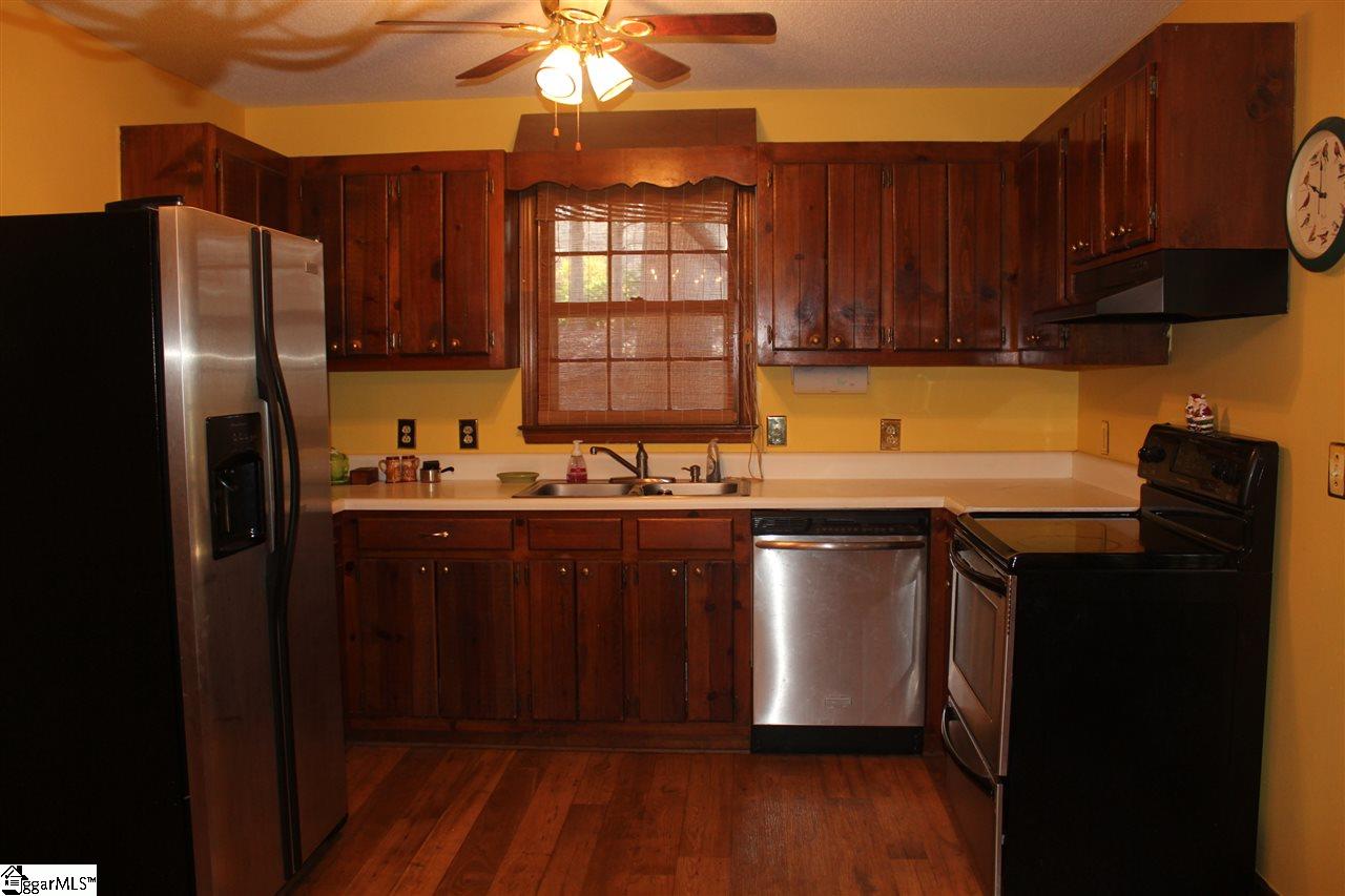 140 Cherokee Road Easley, SC 29642 - Photo 14 of 21 Gallery Image 14