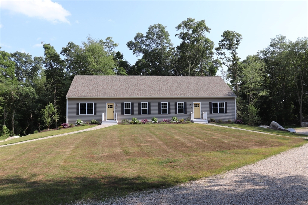 35 Glendale Road, Unit 1 Tiverton, RI 02878 - Photo 2 of 23