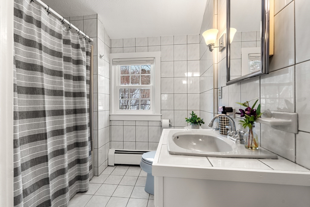 62 Carmel Road Andover, MA 01810 - Photo 28 of 42