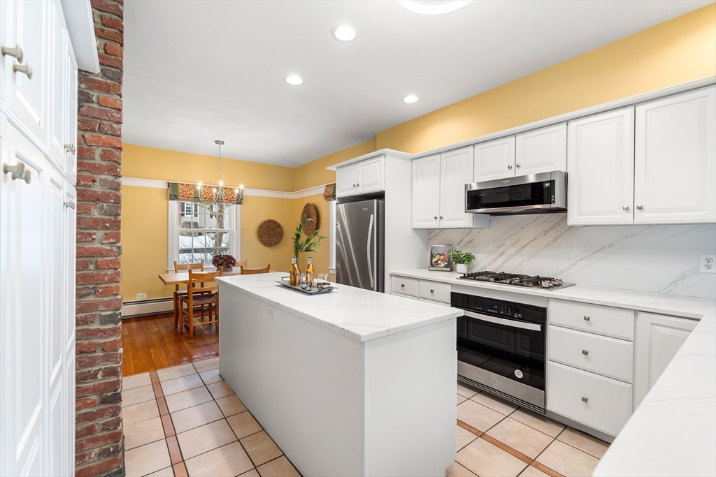 62 Carmel Road Andover, MA 01810 - Photo 4 of 42