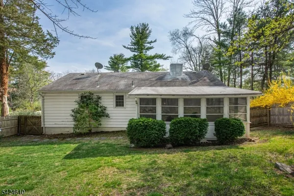 $510,000 | 7 North Shore Trail, Sparta, NJ 07871