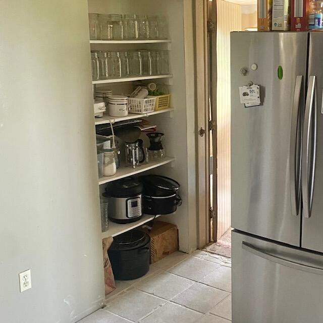 986 Dean Road Quincy, MI 49082 - Photo 13 of 54 kitchen storage