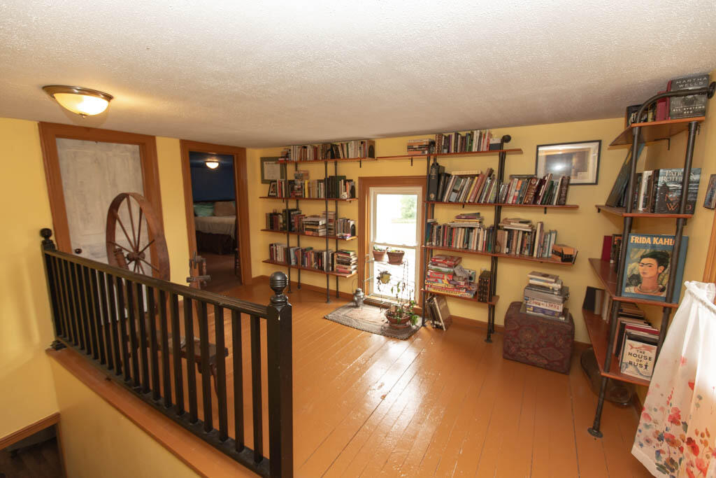 986 Dean Road Quincy, MI 49082 - Photo 6 of 54 Dean Road Listing-20