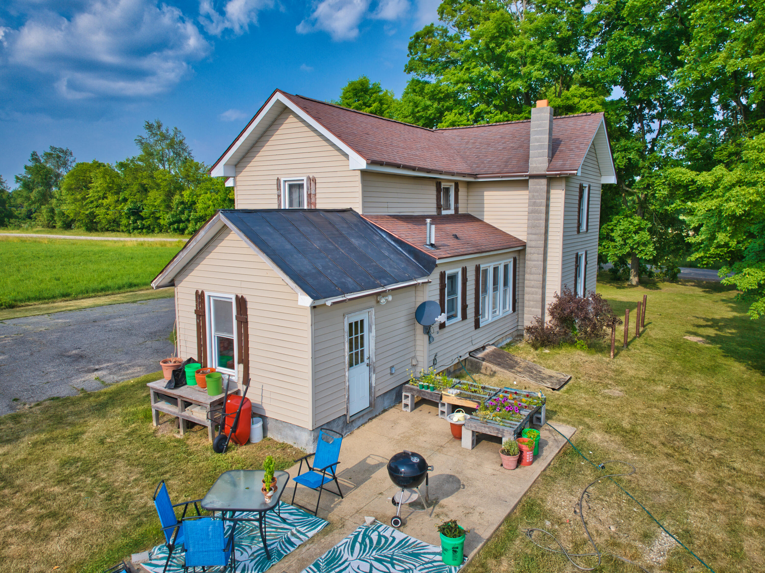 986 Dean Road Quincy, MI 49082 - Photo 9 of 54 986DeanRd_062123_5
