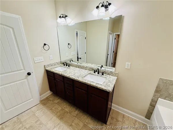 $2,300 | 848 Bellingham Way, Fayetteville, NC 28312