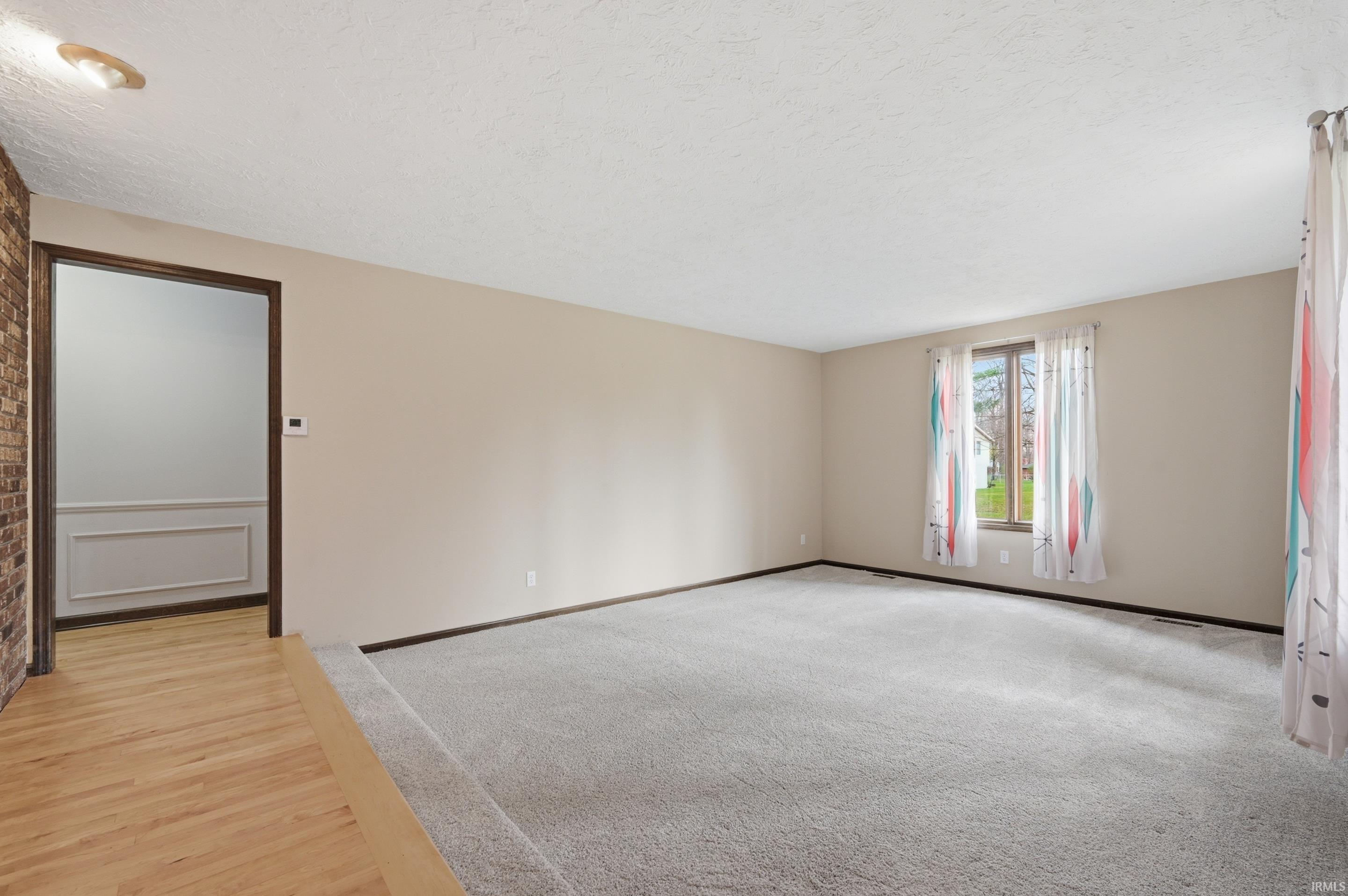 3505 Delaware Trail Muncie, IN 47302 - Photo 5 of 35