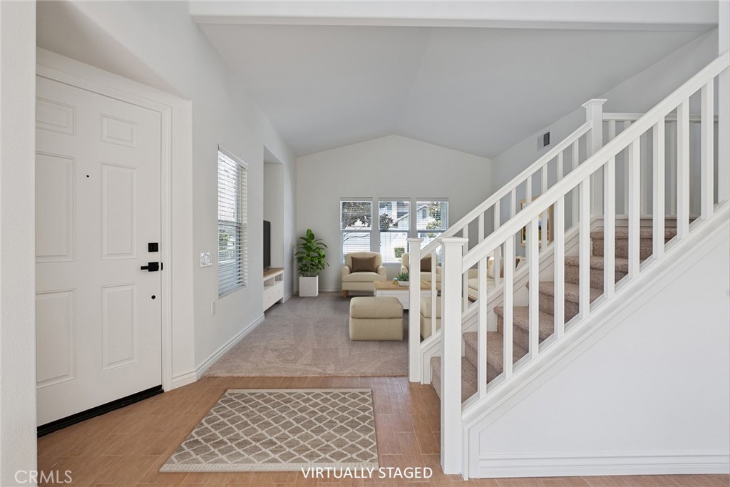 2024 Tulip Avenue Simi Valley, CA 93063 - Photo 3 of 20