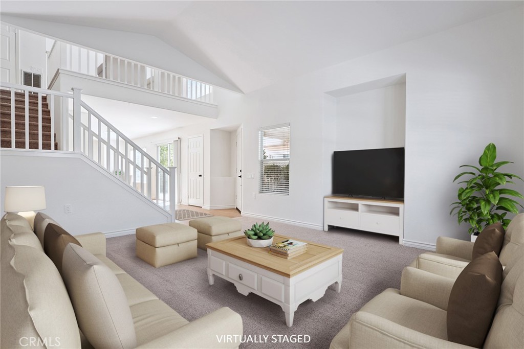 2024 Tulip Avenue Simi Valley, CA 93063 - Photo 5 of 20