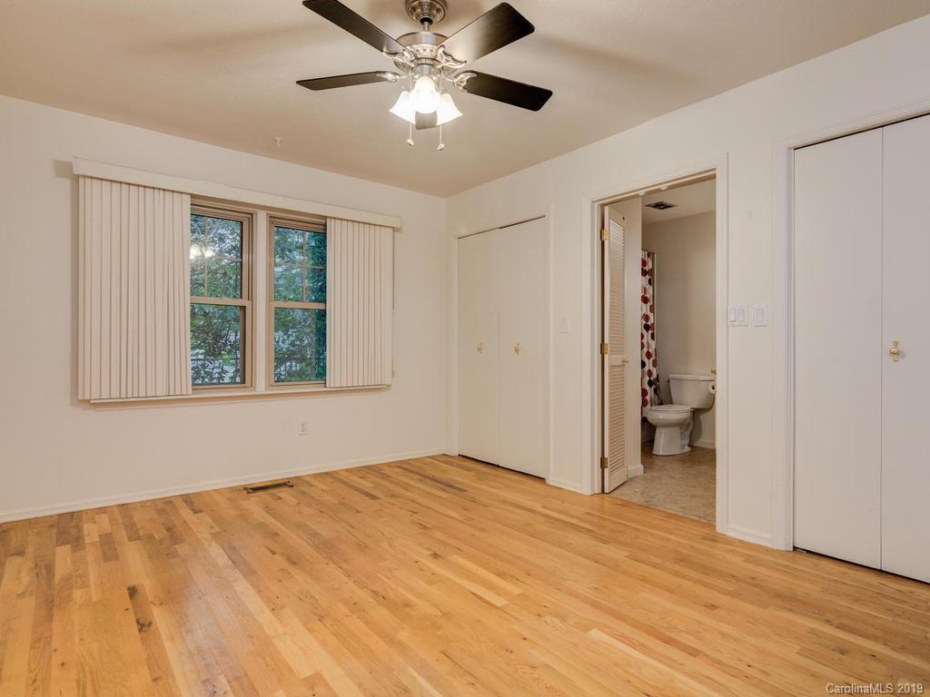 127 Underhill Road Hendersonville, NC 28792 - Photo 9 of 16 Gallery Image 9