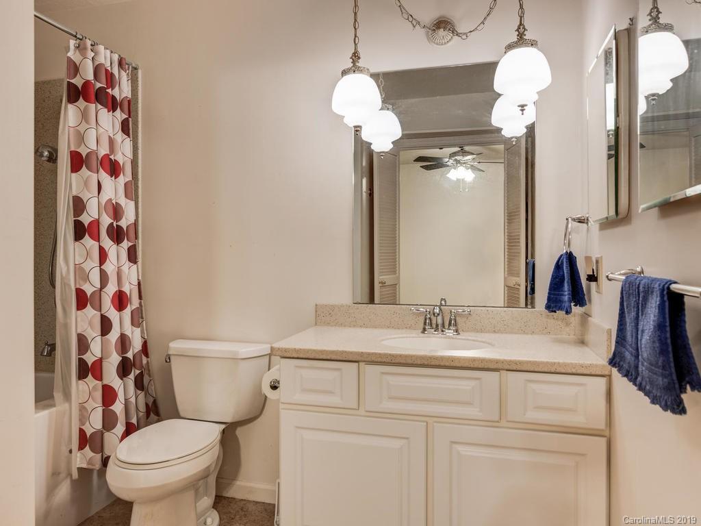 127 Underhill Road Hendersonville, NC 28792 - Photo 10 of 16 Gallery Image 10