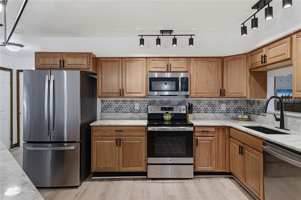 914 Mangham Road Babson Park, FL 33827 - Photo 12 of 87