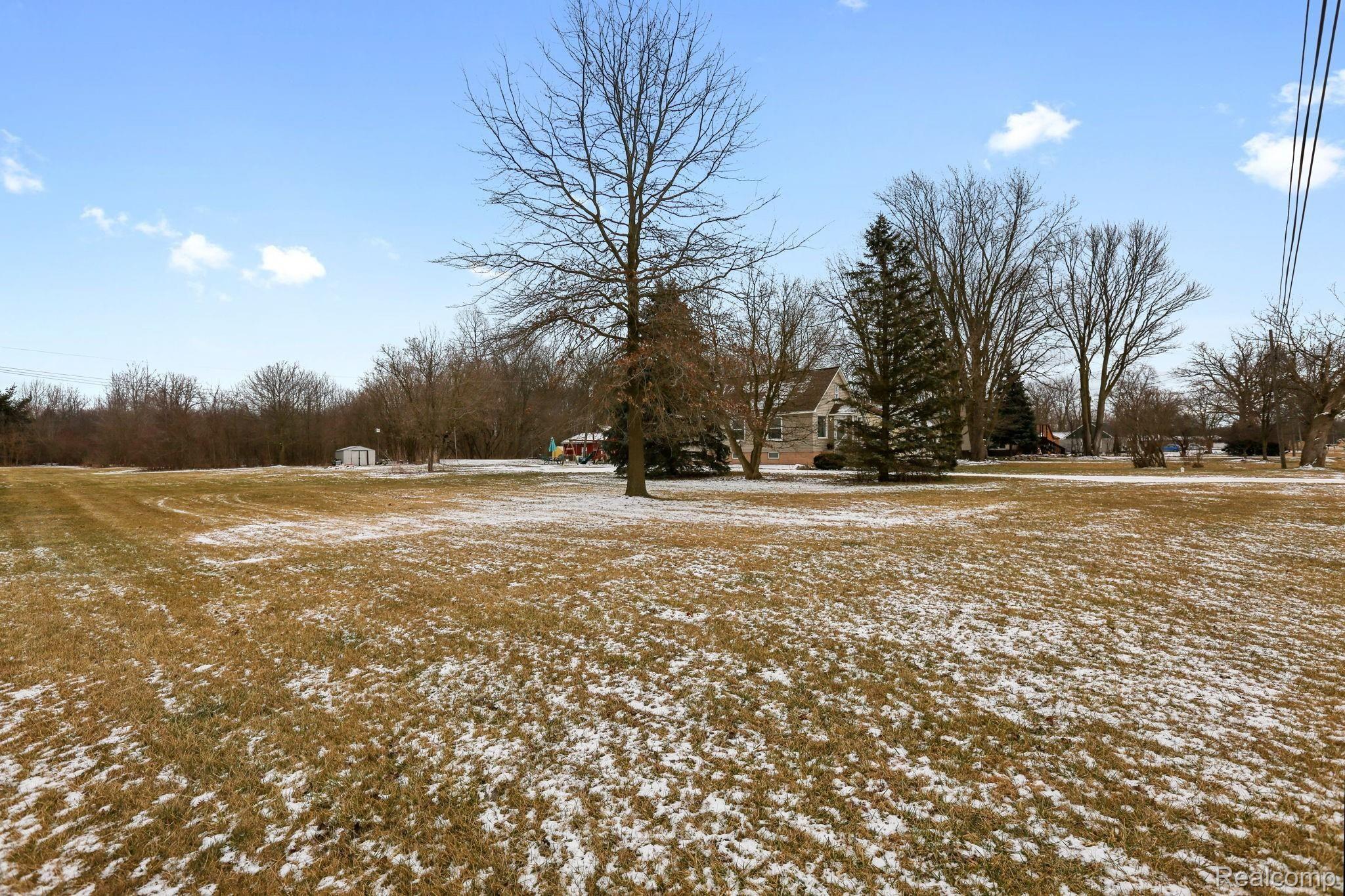 25695 Bell Road New Boston, MI 48164 - Photo 32 of 32 32-web-or-mls-25695 Bell Rd - 31.JPG