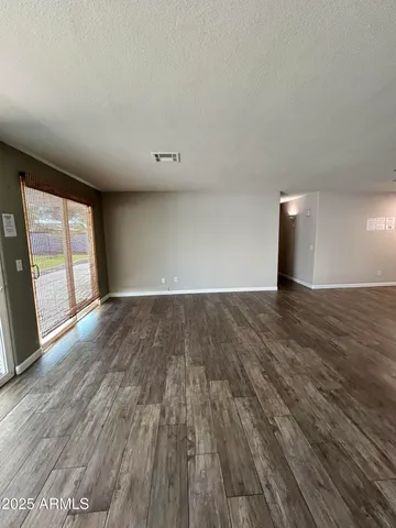 $2,150 | 1910 West Devonshire Street, Mesa, AZ 85201