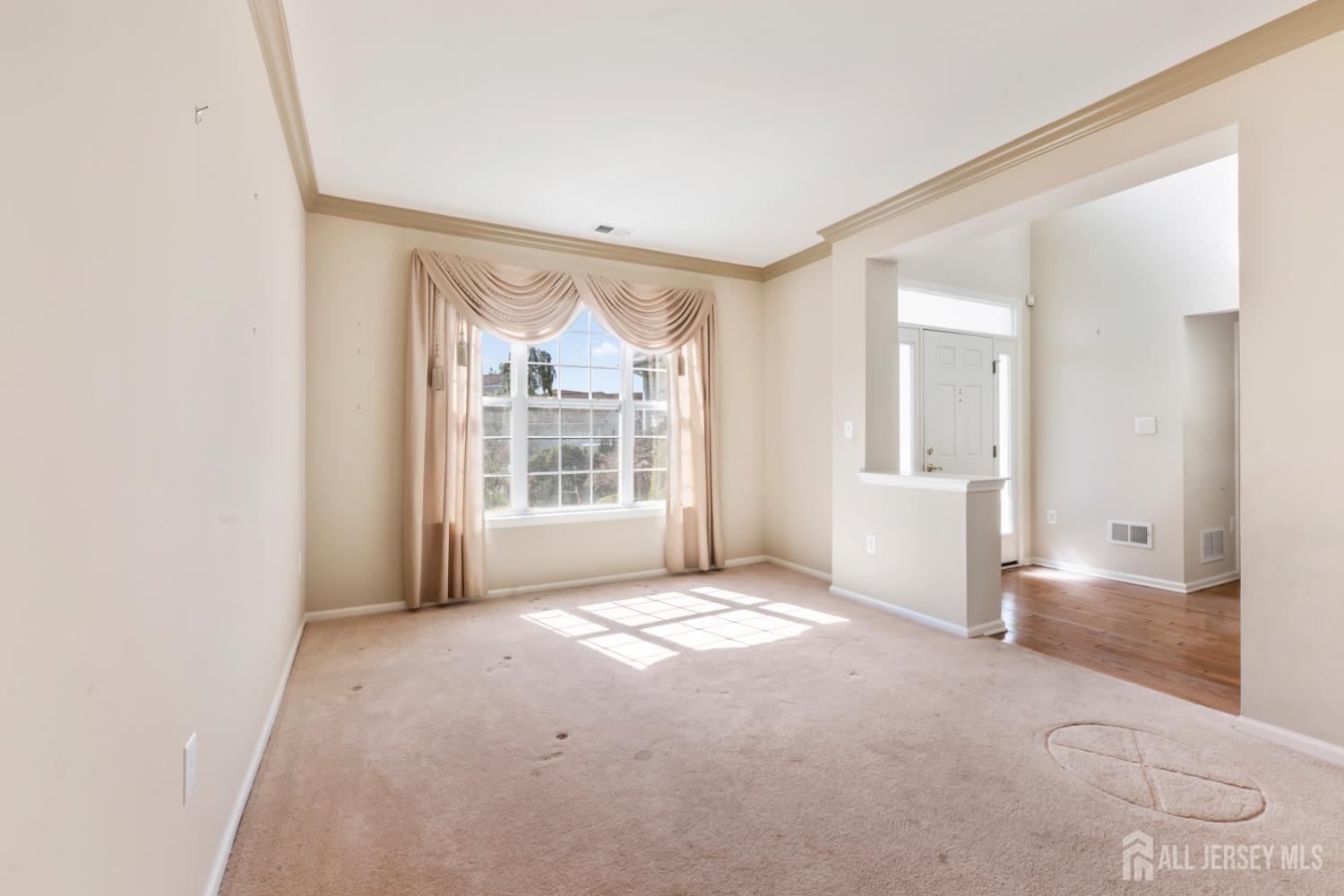 255 Spring Meadow Way Monroe Township, NJ 08831 - Photo 7 of 22