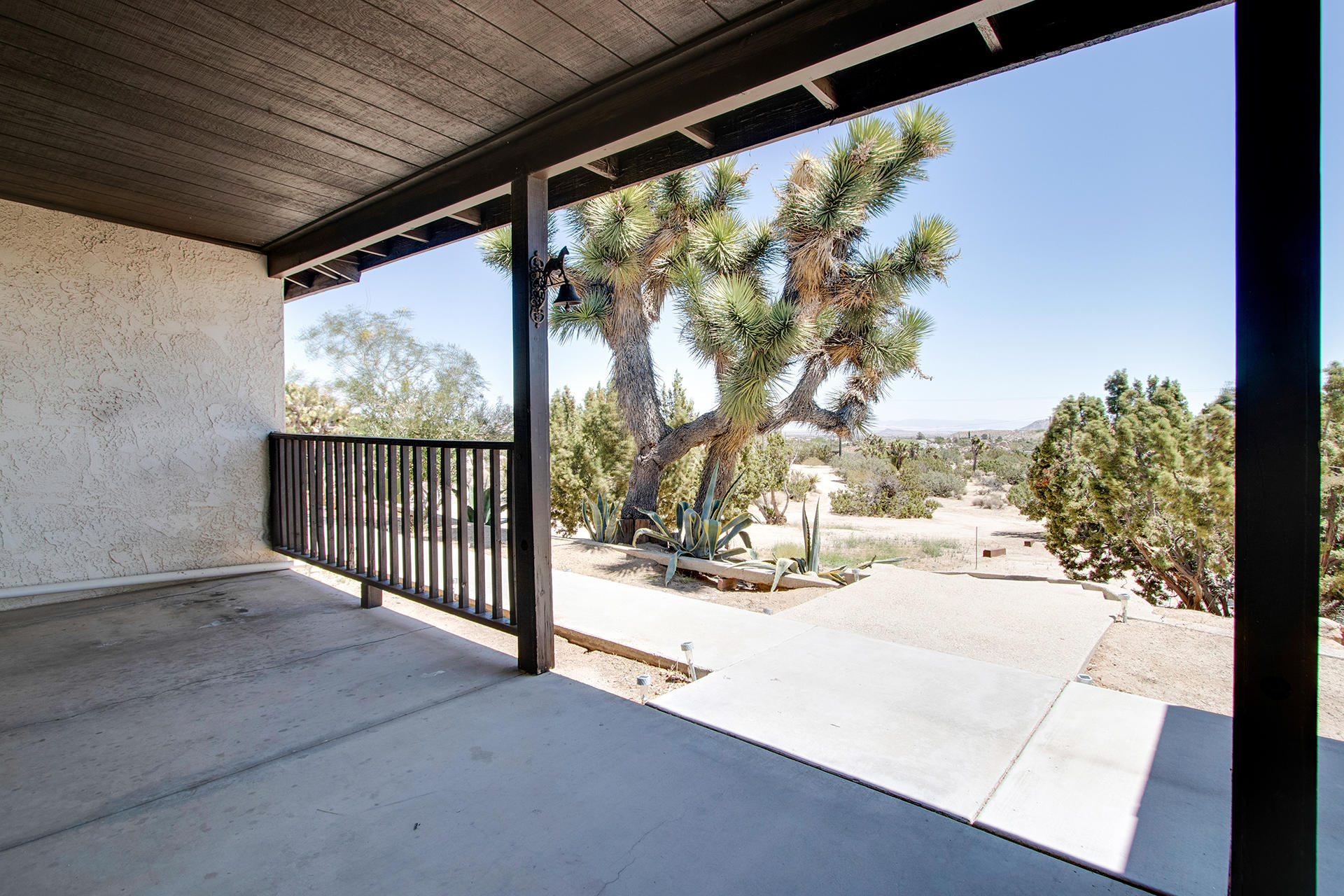 56949 Spencer Road Yucca Valley, CA 92284 - Photo 19 of 31 View from porch