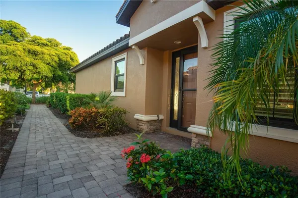 $6,500 | 5819 Cavano Drive, Sarasota, FL 34231