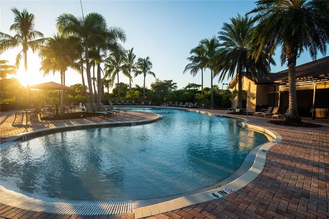 $6,500 | 5819 Cavano Drive, Sarasota, FL 34231