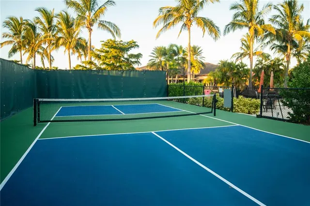 $6,500 | 5819 Cavano Drive, Sarasota, FL 34231