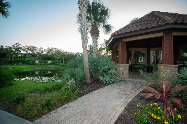 $6,500 | 5819 Cavano Drive, Sarasota, FL 34231