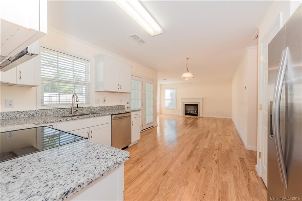 11330 Gold Pan Road Charlotte, NC 28215 - Photo 4 of 24 Gallery Image 4